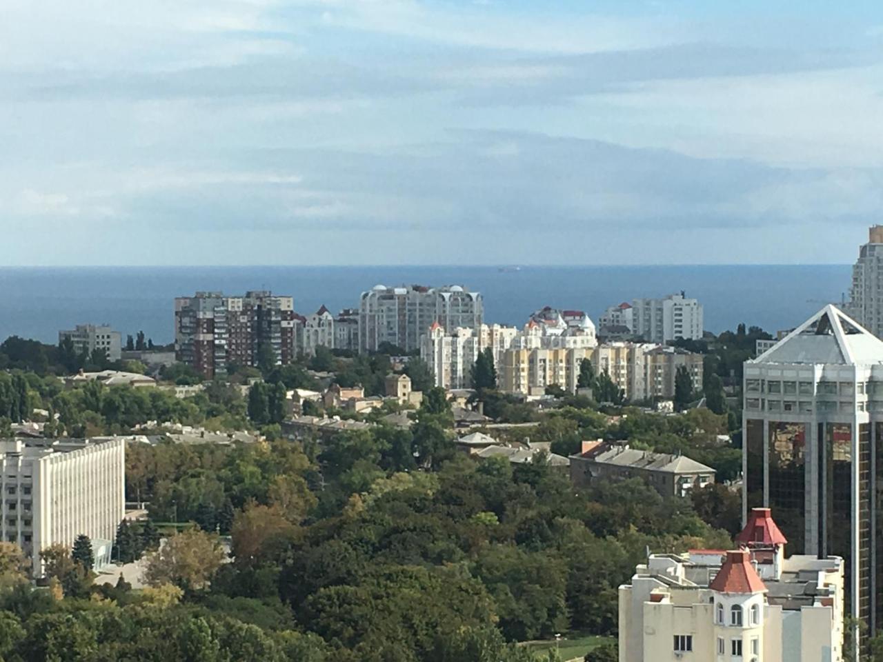 Sky-Apartments Odessa Екстер'єр фото